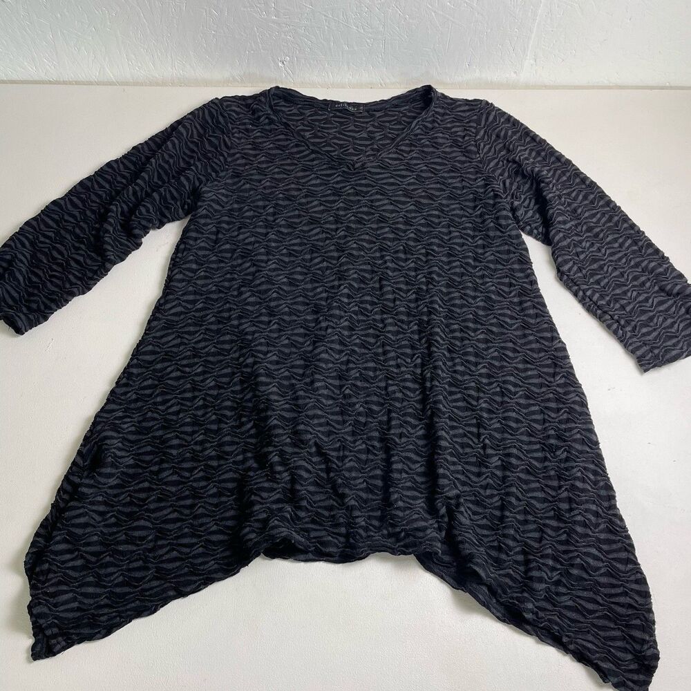 cut loose black asymmetrical top Long Sleeve Size L
